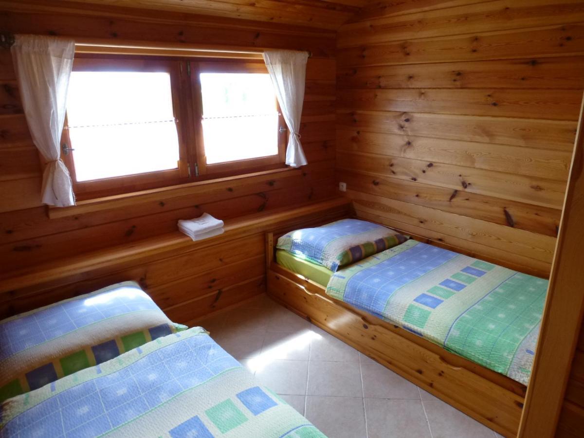 Restaurace Vráž Hotel Trhové Sviny Quarto foto